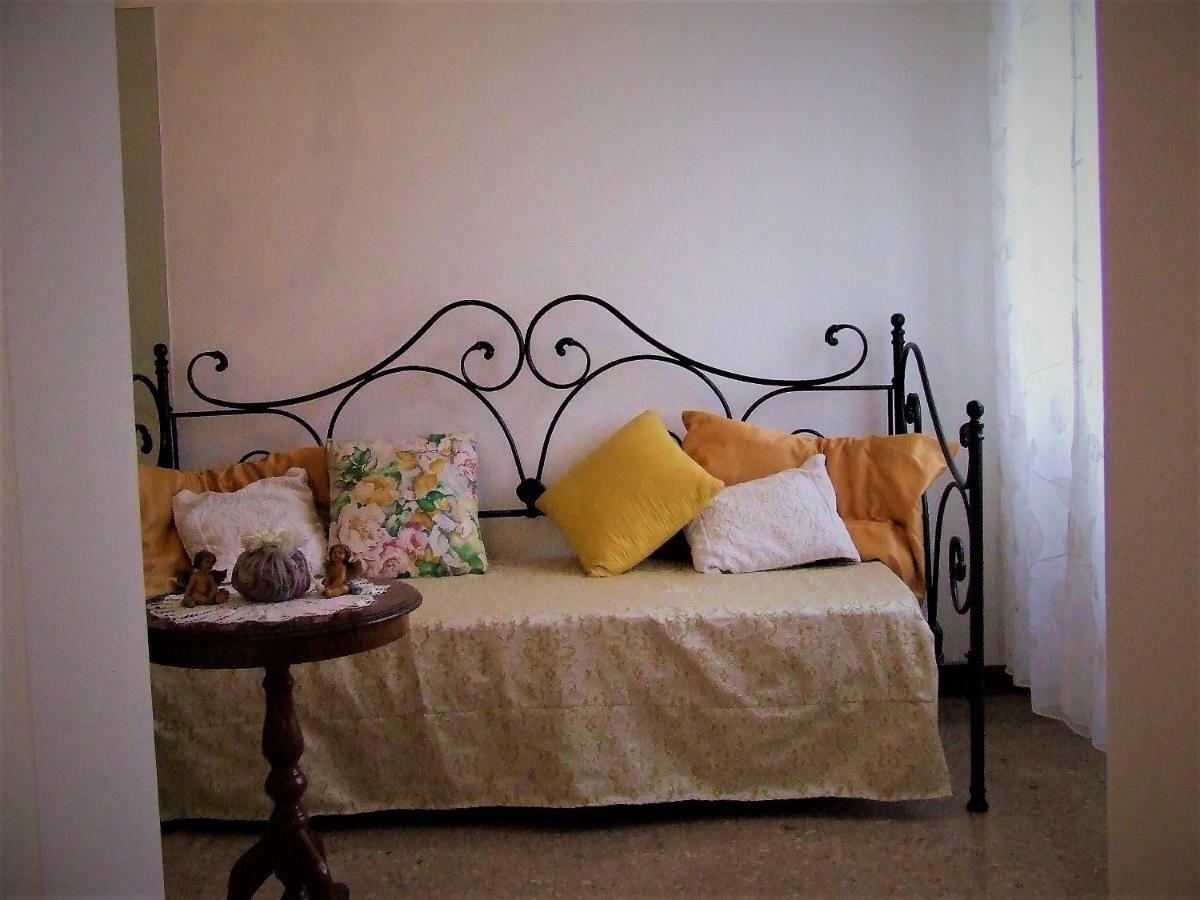 Casa Cipriani Bed & Breakfast Potenza Picena Exterior photo